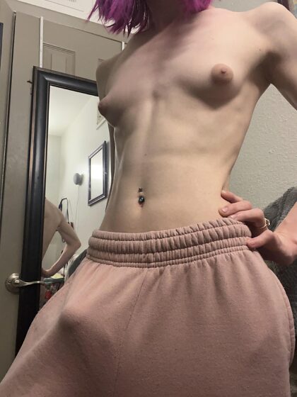 brandy chua like grey sweatpants porn photo andre pritchett recommends grey sweatpants porn pic