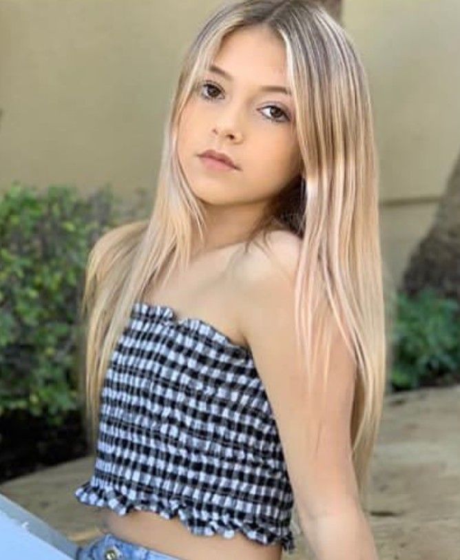 cute teenies nude - nude wives clips vanessa william nude
