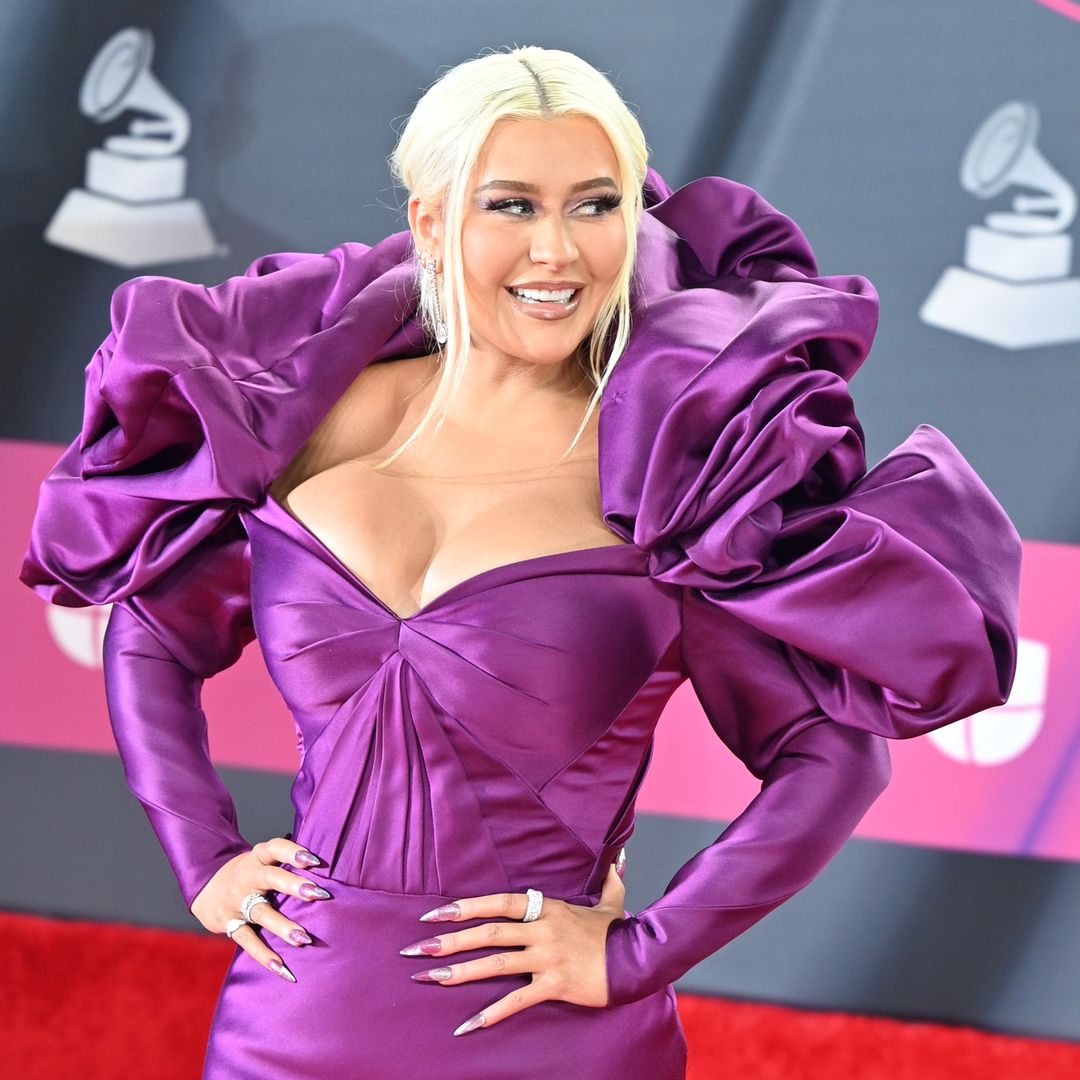 dawn villagomez recommends Miley cyrus hot and naked