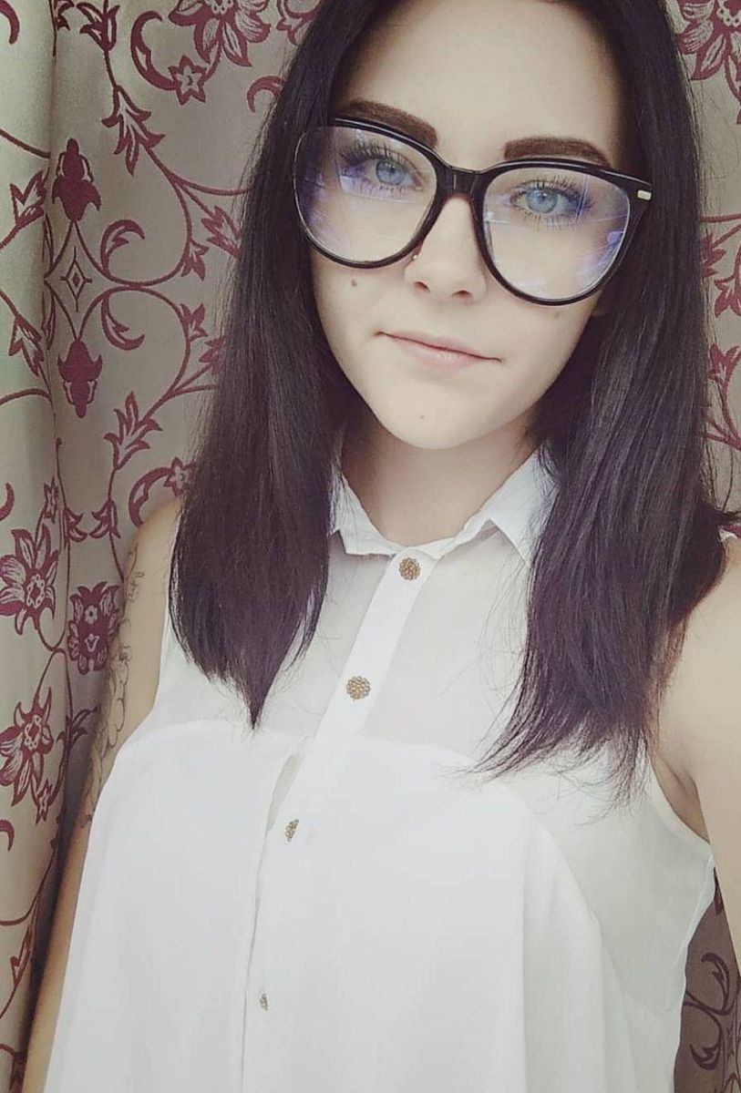 skype camgirls - sissy gangbang backroom casting couch brittany