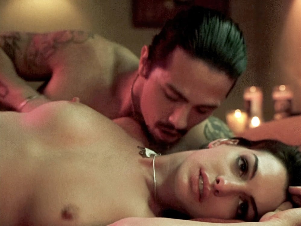 david gilpin recommends Anne Hathaway Sex Scene