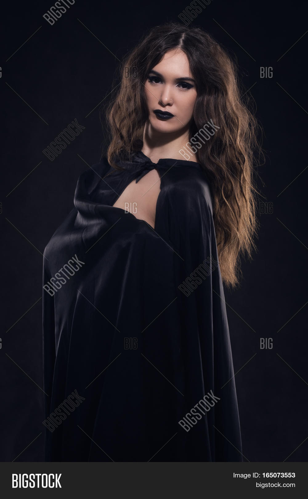 daryle freeman recommends gothic naked women adam ward add gothic naked women photo