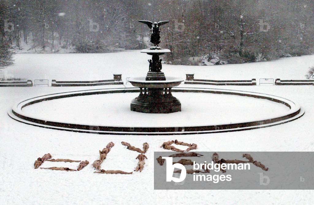 amne khodr like naked women in the snow photo alan nichols recommends naked women in the snow pic