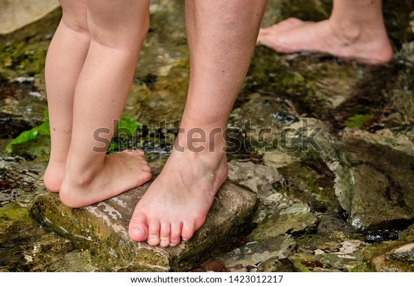 nude legs feet popy naked nude legs feet