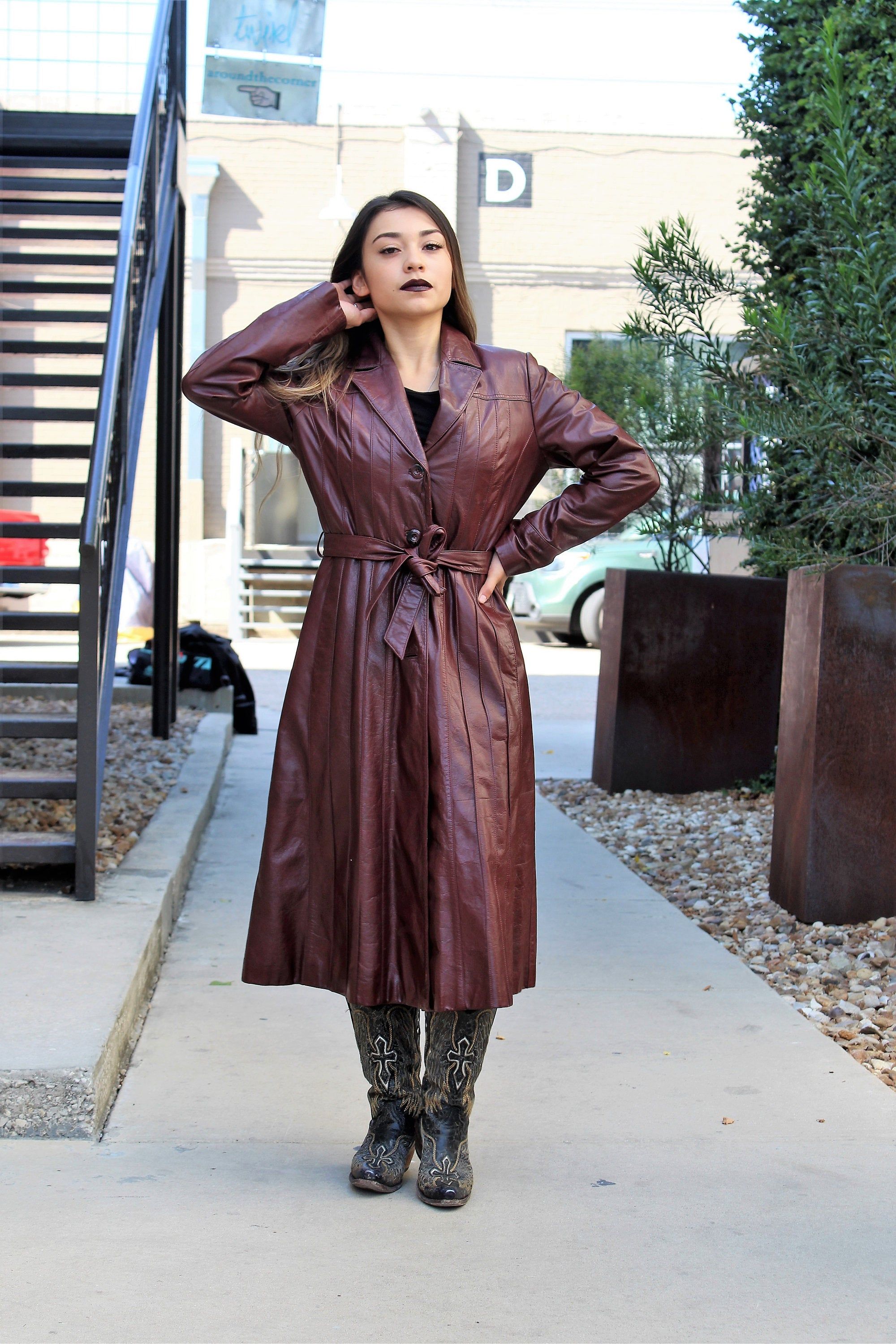leather coat porn - ladyboy cums in public lakindayxo porn