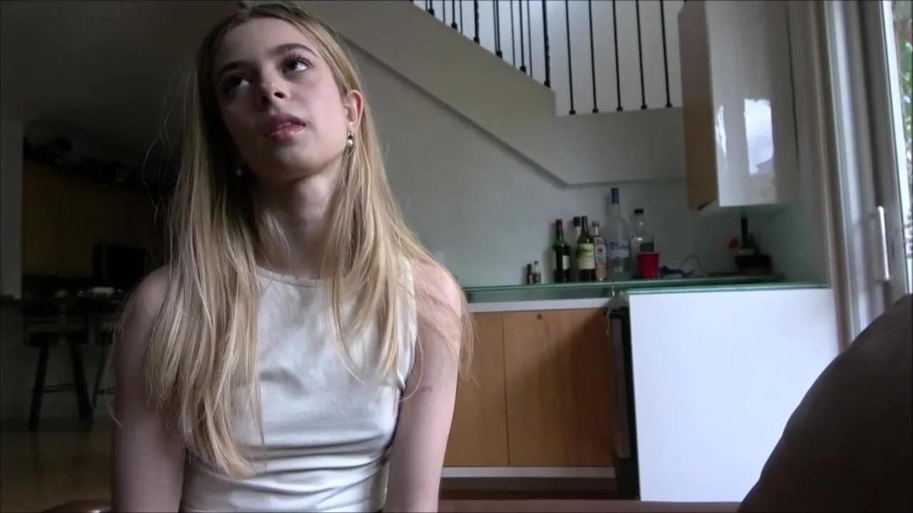 albert minugh recommends small molly porn pic