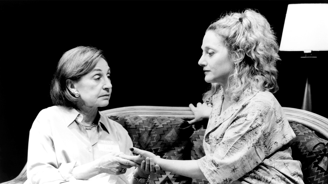 chris brolin like carol kane naked photo darine zoghby recommends carol kane naked pic