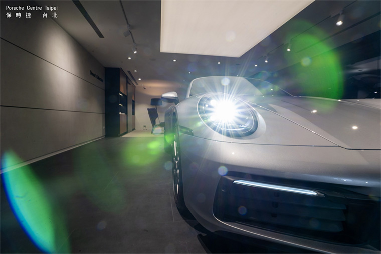 candice aranda recommends Porsche Dali