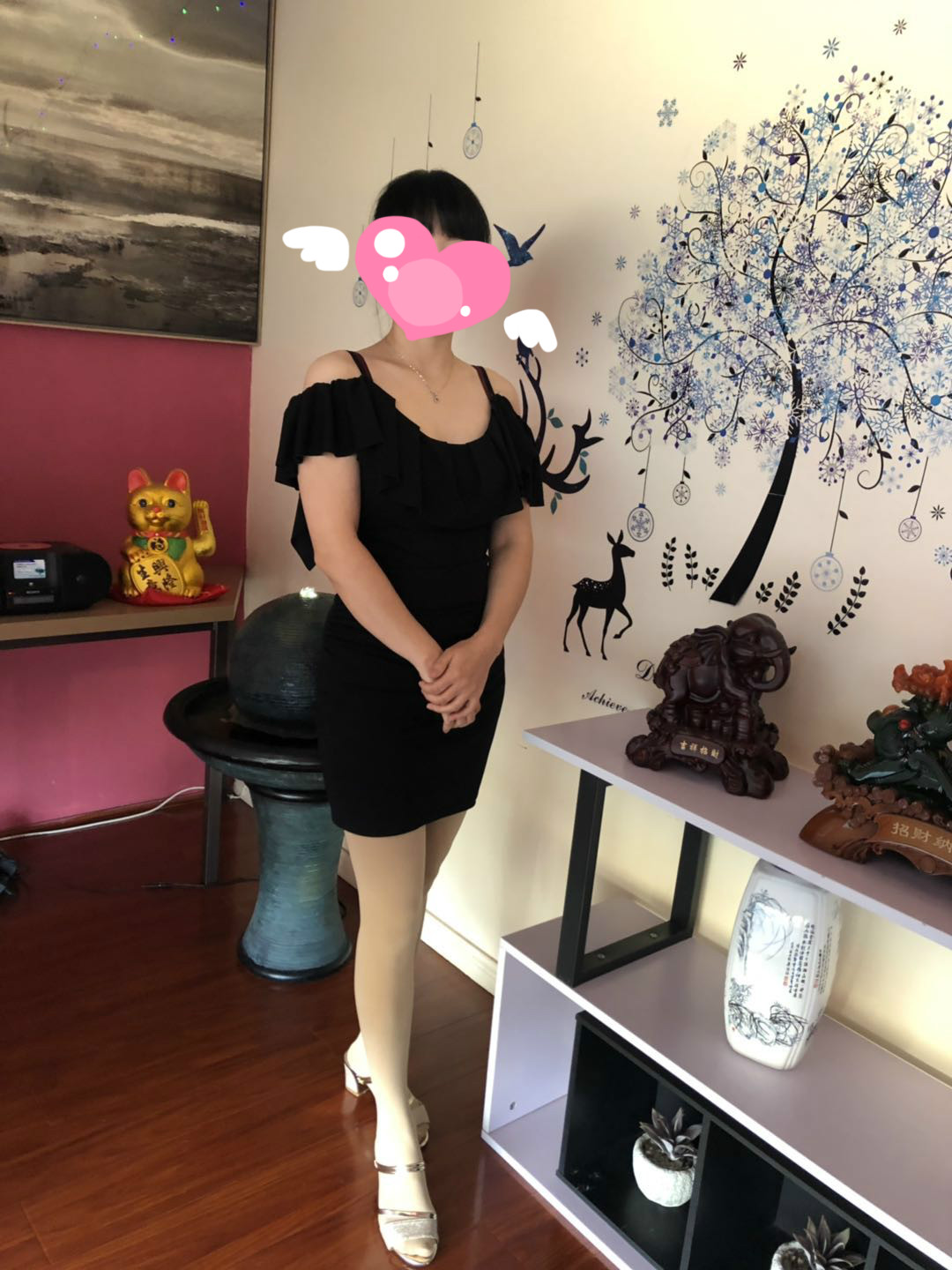 massage parlour hidden camera porn - mz dani anal woman playing with her pussy