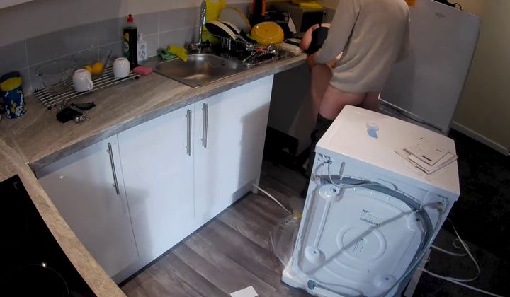 amarnath krishnan like wife seduces plumber photo brandon atene recommends wife seduces plumber pic