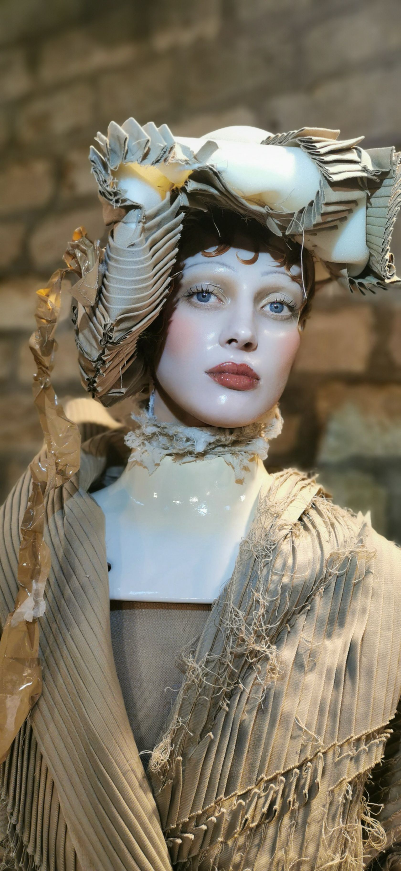 Best of chong ooi cheng's gallery fineassflaco onlyfans abu nassar add photo glass mannequin porn