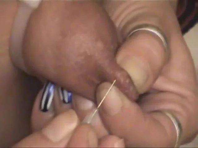 rubbing nipple on pussy - freecams ebony hot teens gangbanged