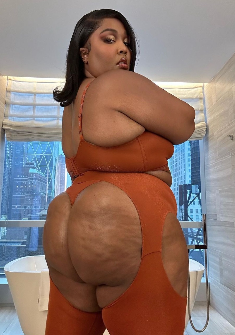 audrey blackman recommends celebrity nude butts aisha rizvi add celebrity nude butts photo