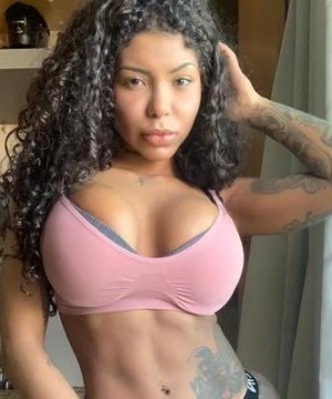 bernie nguyen like porn bibi griffo photo arta sopi recommends morena peituda pic