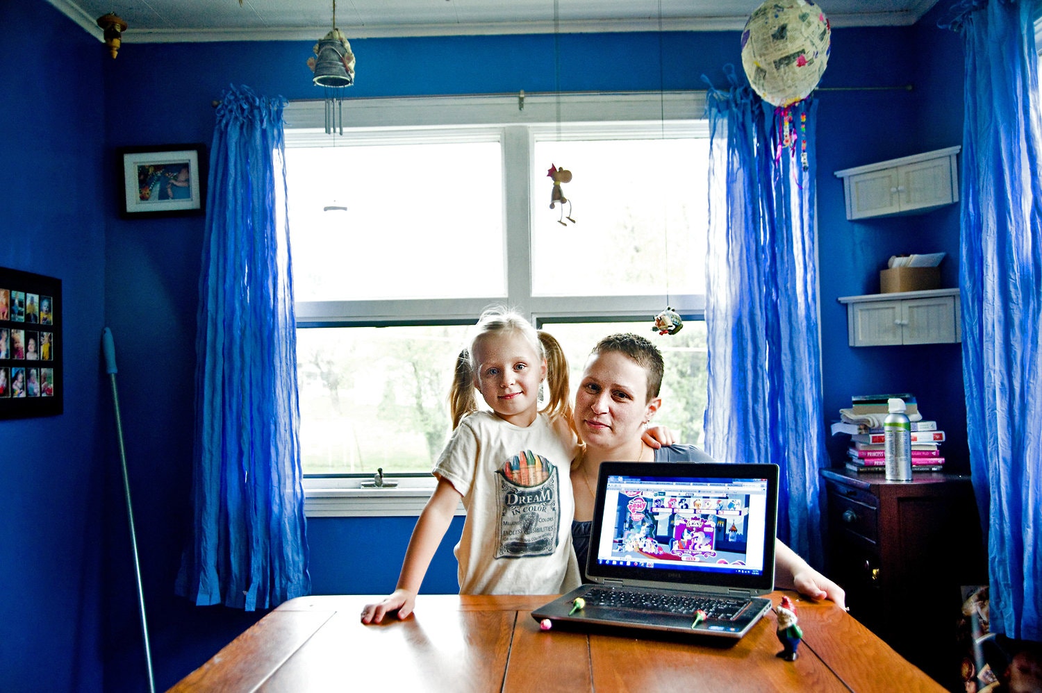 father and daughter watching porn - brit bukakke dickdrainers videos