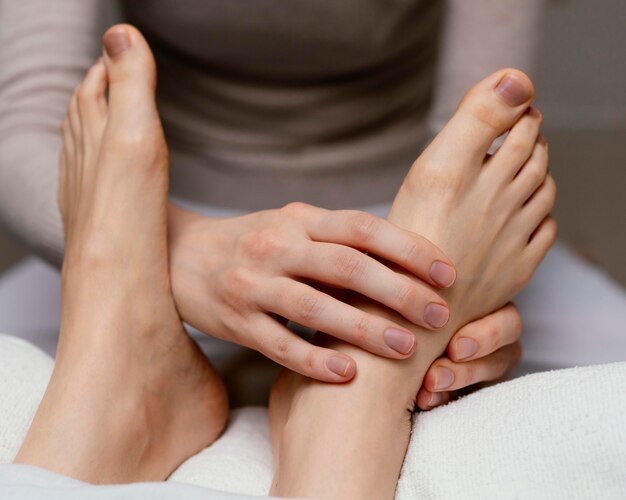 Foot Smother jizz cumception cedric valdehueza recommends Foot Smother