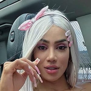laura saenz porn - jodi lyn o keefe nude constance porn